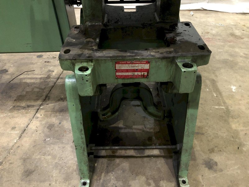 26 TON ROCKFORD MODEL #3-S VARIABLE SPEED OBI FLYWHEEL PRESS, 2" STROKE: STOCK #13778