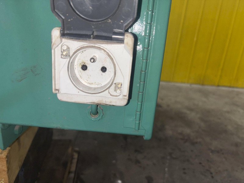 15 HP G&amp;P MODEL 4168 4" X 168" BELT GRINDER: YOBRO #24126