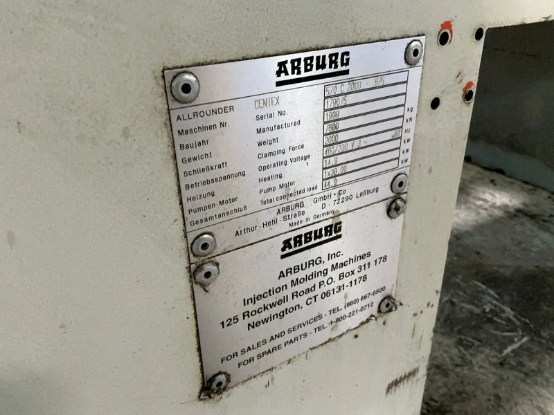 Arburg Inc  Injection Molder - 570 C 2000 - 675