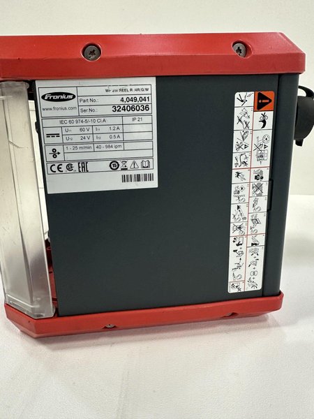 FRONIUS WIRE FEEDER MODEL WF 25I REEL R/4R/G/W 4049041 USED