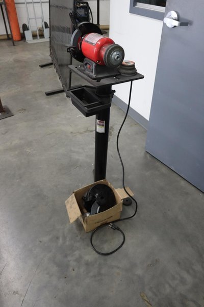 Bauer 6" Double End Pedestal Grinder - Single Phase, 2.1 Amp, 1/2" Arbor, Pedestal Base- Auction Item