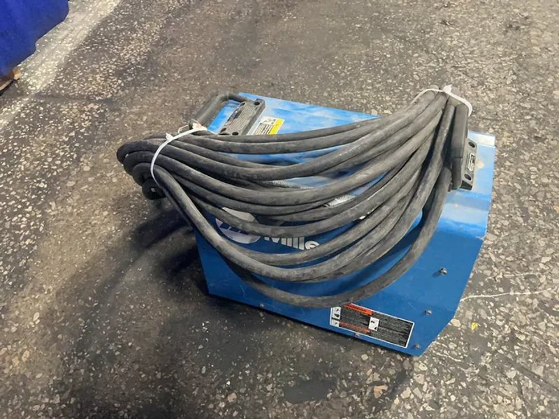 Miller 350 Amp Welder - Xmt 350 Vs
