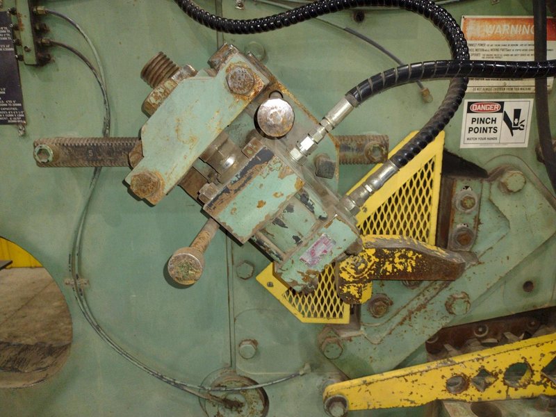 95 TON HILL ACME MODEL #6 HYDRAULIC IRONWORKER: STOCK #23420