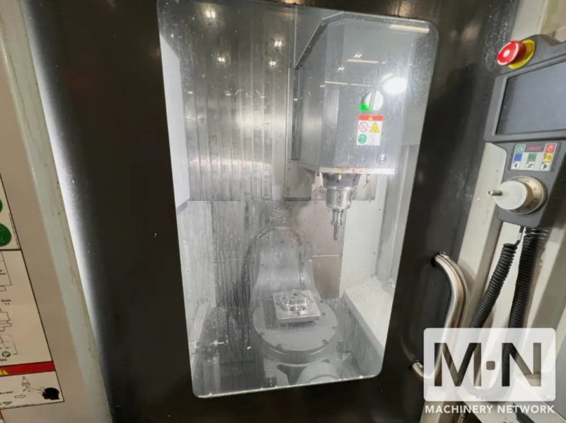 HAAS UMC-500 CNC 5-Axis Vertical Machining Center, 2023 with 20 station Pallet Pool