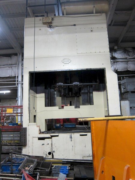 800-TON DANLY 4-POINT STRAIGHT-SIDE STAMPING PRESS. STOCK # 0990925