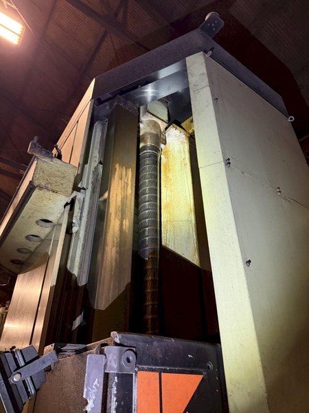 5" KURAKI KBT-13CDXA CNC HORIZONTAL BORING MILL WITH BUILT IN ROTARY. STOCK # 0984926