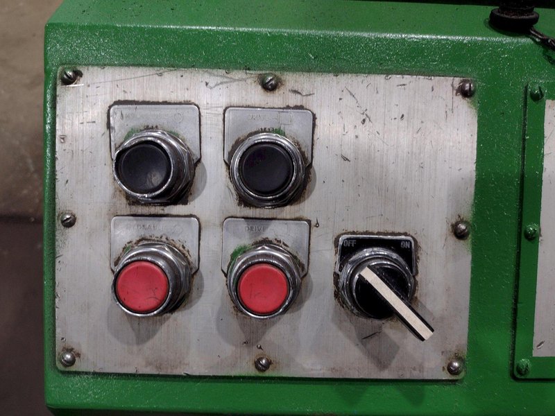 14" x 21" DOALL MODEL #TF-1421H VERTICAL TILTING BAND SAW: STOCK #21704