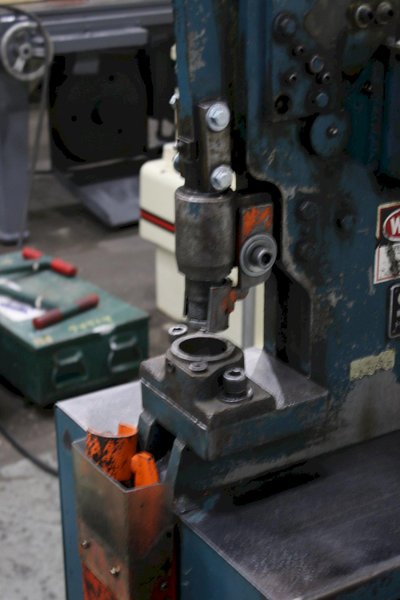 18 TON SCOTCHMAN MODEL #207 HYDRAULIC IRONWORKER: STOCK #74989