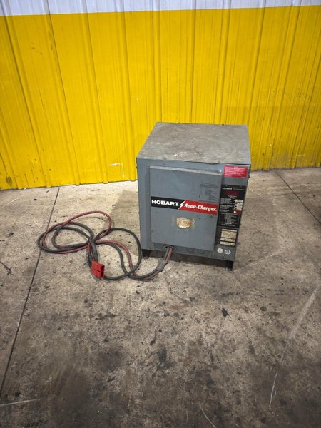 HOBART AC1000 ACCU-CHARGER: YOBRO #24491
