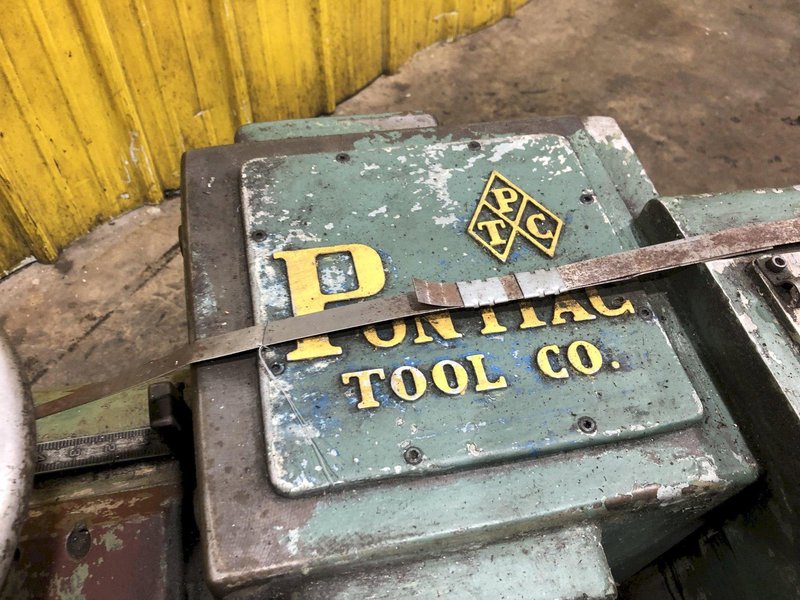 30 HP &amp; 50 TAPER PONTIAC MODEL MH30-TR7 VERTICAL MILLING HEAD: STOCK #13207