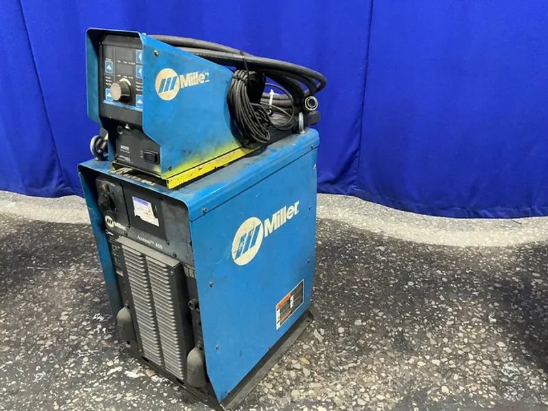 Miller  450 A Welder  - Axcess 450