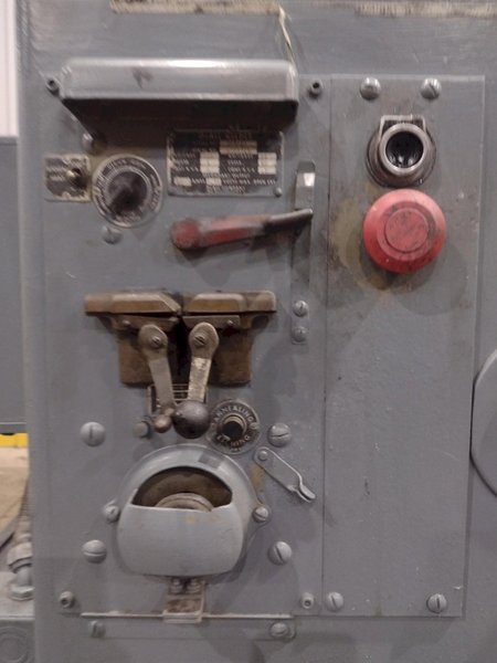 36" DOALL MODEL #3613-1 VERTICAL BANDSAW: YOBRO #24515