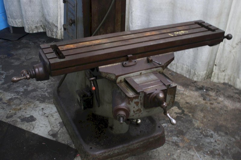 2 HP BRIDGEPORT VERTICAL MILL: STOCK #75846