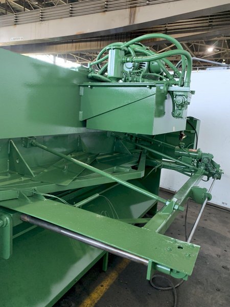 10' X 1/4" HTC MODEL 250-10A HYDRAULIC POWER SQUARING SHEAR. STOCK # 0684224.