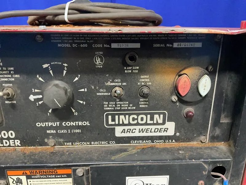 Lincoln Electric 600 Amps Welder - Idealarc Dc-600