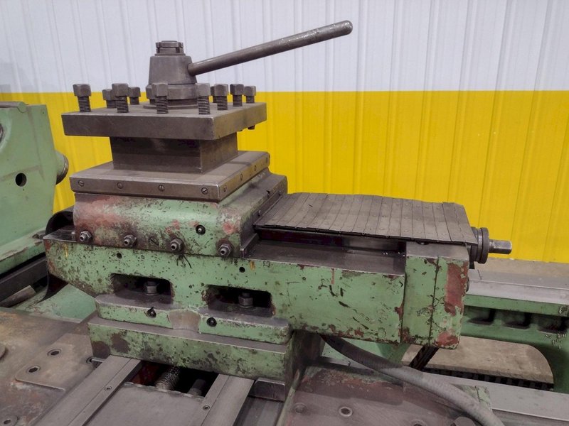 42" X 288" TOS CELAKOVICE MODEL #SU100 ENGINE LATHE WITH 4-1/8" HOLE AND METRIC THREADING: STOCK 15151