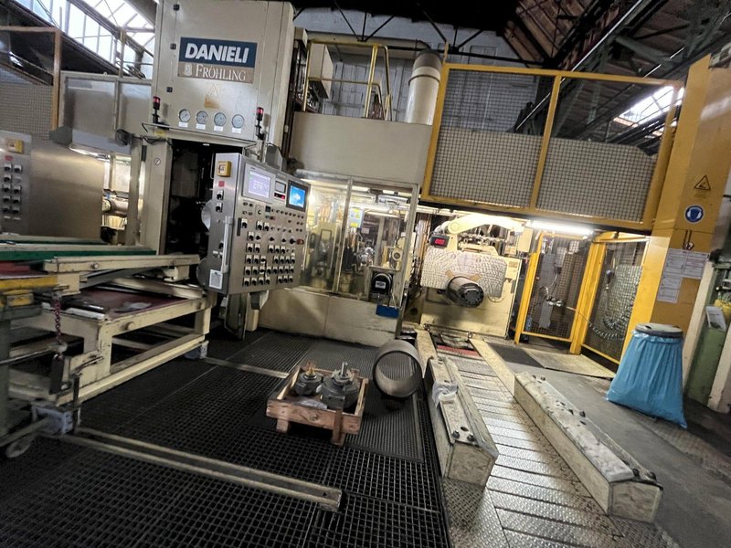 DANIELI FROHLING 350MM 4-HIGH REVERSING MILL