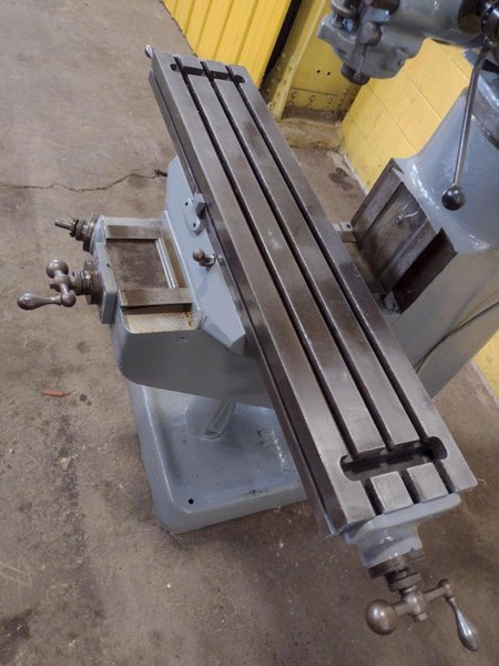 1.5 HP BRIDGEPORT RAM TYPE VERTICAL MILL: STOCK #18811