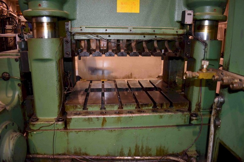 60 Ton Bruderer BSTA 60H High Speed Straight Side 4 Pillar Precision Press, 3/4"- 3" STR, 150-800 SPM Vari, BBV 300/200 Feeder