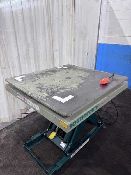 3500 LB SOUTHWORTH  MODEL #LS4-36 HYDRAULIC LIFT TABLE: STOCK #78037