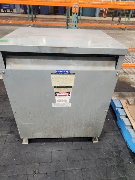 Square D Transformer 45T3HBISCUNLP-IZ 45 KVA USED