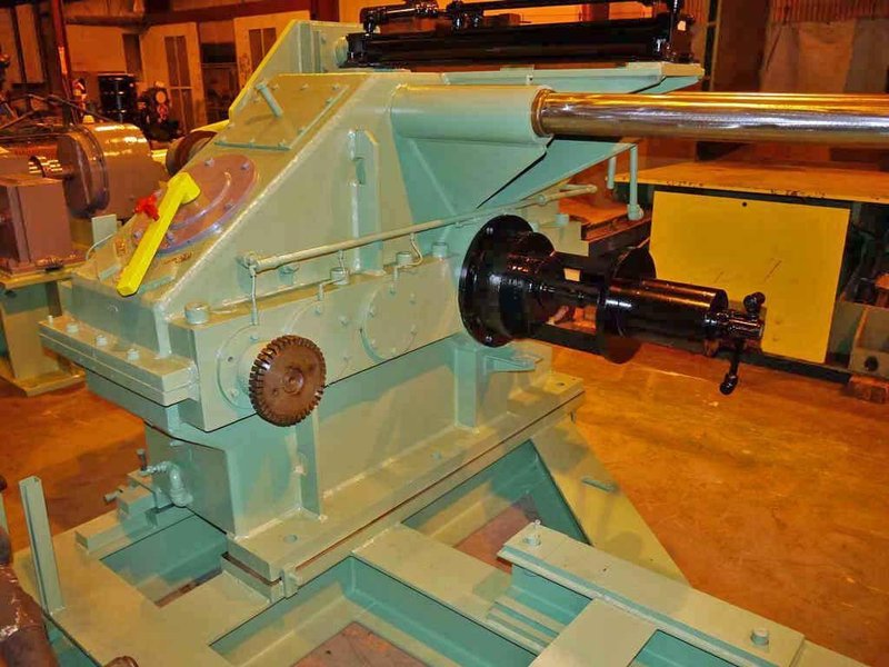 20,000 lbs X 32" STAMCO RECOILER (14375)