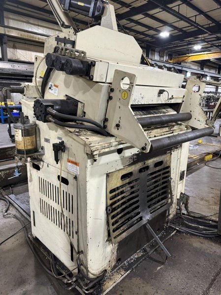 24,000 lbs. x 32" Width Minster Coil Reel and Minster Powered Straightener,  Model#MRH20-38S &amp; MSH30-32-7, Year 2007