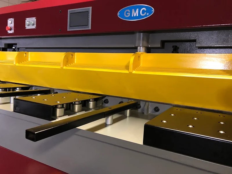 NEW 10' X 10 GAUGE GMC MODEL HS-1010E HYDRAULIC SHEAR