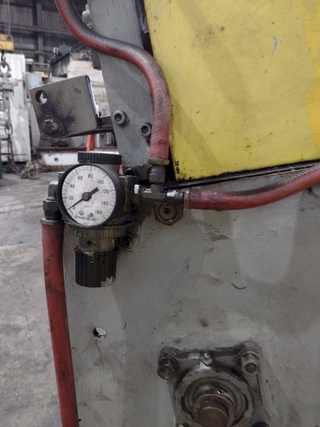 40" WIDE  ROWE B-40 POWERED STRAIGHTENER. STOCK # 0218626