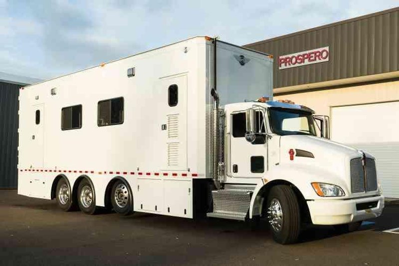 Kenworth Bottling Truck – 2016 – 12-Head GAI Filler &amp; Labeler – Mobile Wine Bottling Line