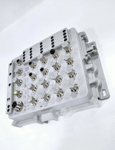 ALLEN BRADLEY 1783-ZMS8T8E2TGN PLC ARMORSTRATIX 5700 SWITCH USED