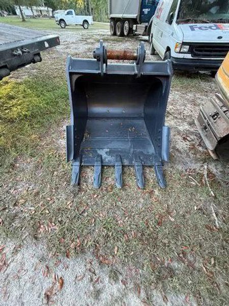 LiuGong 922F 22 Ton Hydraulic Crawler Excavator, 2024 – Cummins Diesel, 158 HP, 50,265 LB Operating Weight, Enclosed Cab