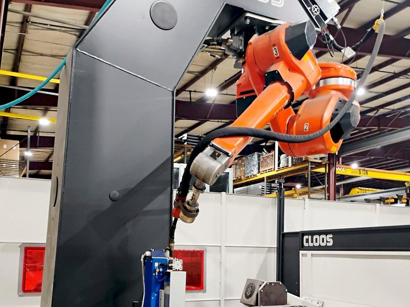 Cloos CS-30 Robotic Welding Cell