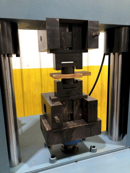 60,000 LBS RIEHLE MODEL #60-HD SERIES PUSH - PULL UNIVERSAL HYDRAULIC TEST STAND: STOCK #16726