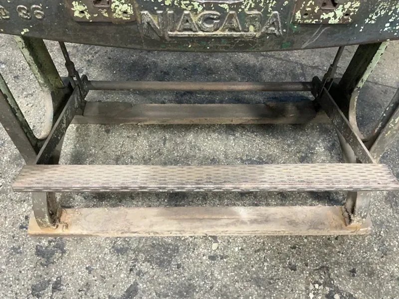 Niagara 38” Foot Shear