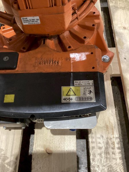 ABB IRB 2600 M2004 Robot w/ IRC5 Controls, Missing Cable Set USED