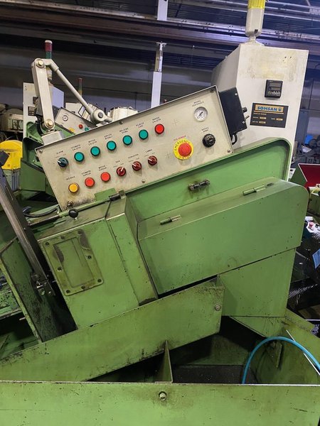 Dah-Lian Round  Nut Tapping Machine