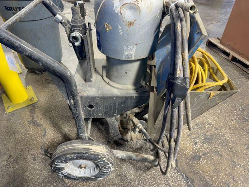 Graco 1100 Psi Sprayer W/hopper - 236465