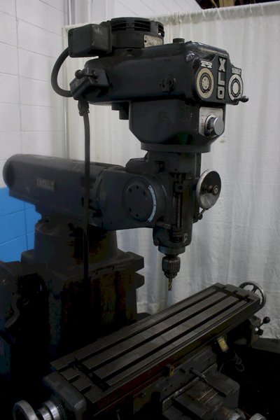 1-1/2 HP EXCELLO RAM TYPE VERTICAL MILL: STOCK #75094
