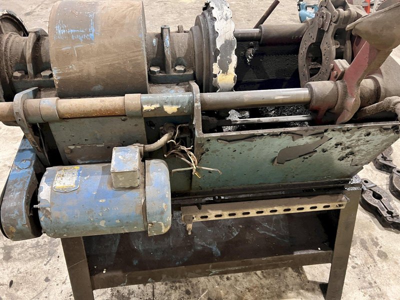 4" TOLEDO BEAVER MODEL #1-2-4 PIPE &amp; TUBE THREADER: STOCK 21684