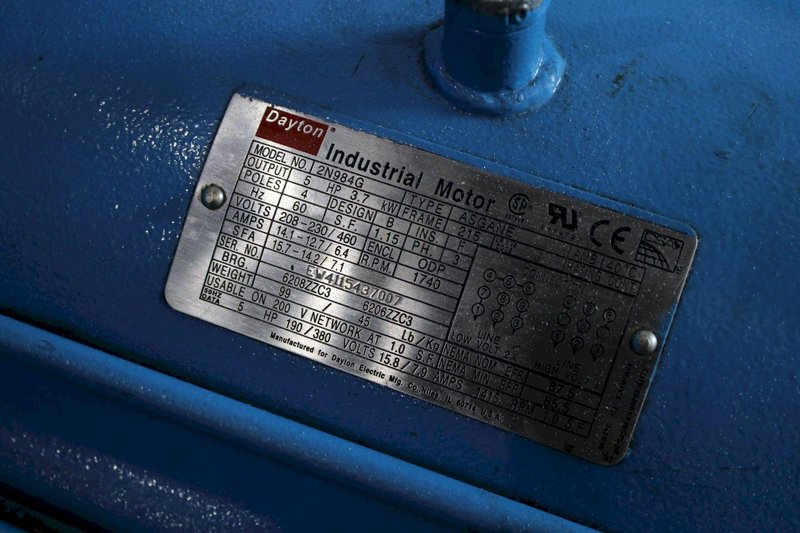10' X 10 GAUGE WYSONG MODEL #1010HD POWER SQUARING SHEAR: STOCK #68711