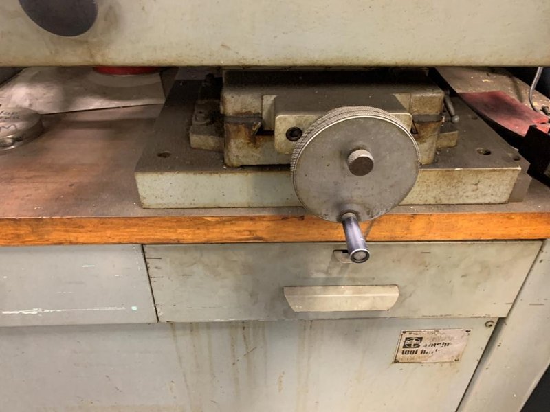 30 AMP HANSVEDT SM-150 B RAM TYPE EDM MACHINE