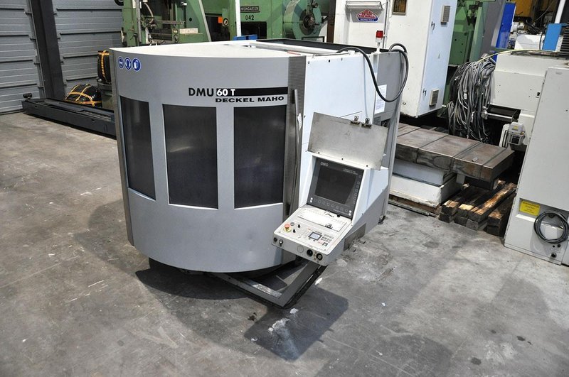 DMG Deckel Maho - DMU 60T X: 630 - Y: 560 - Z: 560 mm