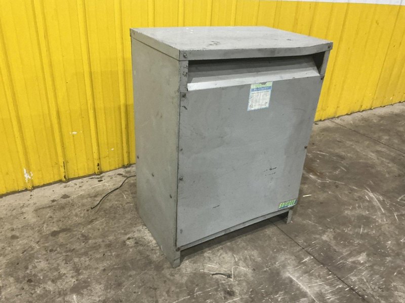 93 KVA SOLA/HEVI-DUTY 460V DELTA <-> 460Y/266V DRY TYPE ELECTRICAL TRANSFORMER: YOBRO #26279