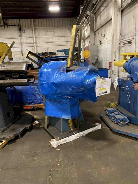 3330RB Used 6,000 Lb. Double ASC Uncoiler
