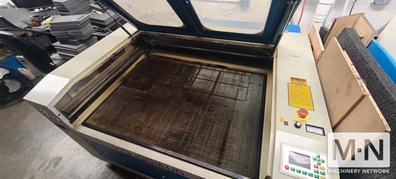HONG QIANG H1290 LASER ENGRAVER