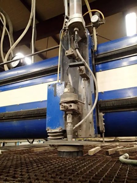 2009 WARDJET RX-3013 | Waterjet Cutters