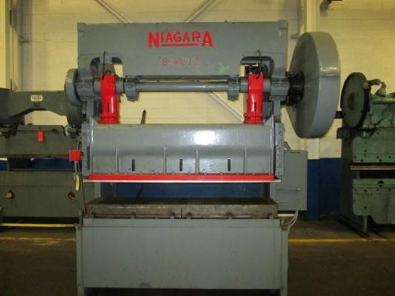 85 TON NIAGARA MODEL #B4X72 GAP FRAME DOUBLE CRANK PRESS