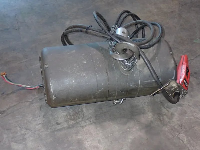Cm Hoist 16 Fpm 1/2hp Electric Chain Hoist - Model F
