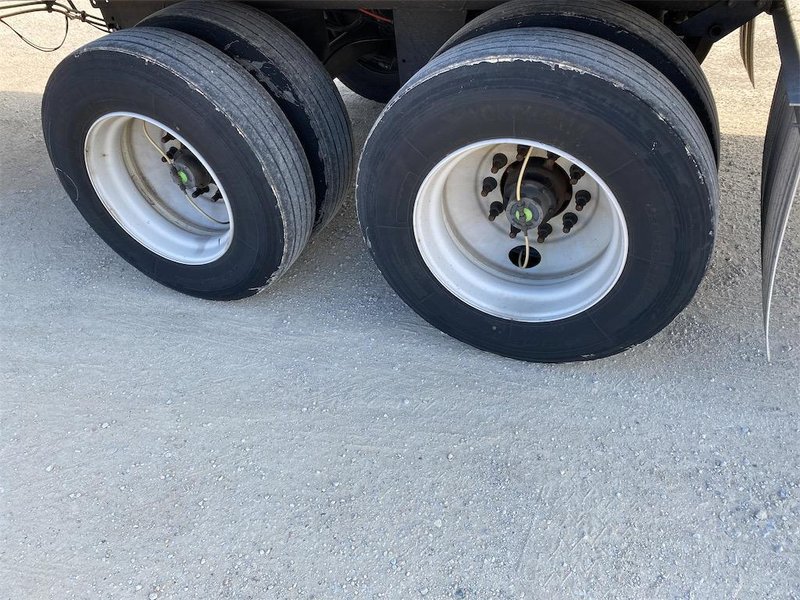 2024 Vanguard 53 x 102 5V8VC5327RM402432
